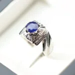 انگشتر مردانه نقره یاقوت کبود A+ کد 12639 - تصویر ۴