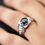 انگشتر مردانه نقره یاقوت کبود A+ کد 12653 - تصویر ۲