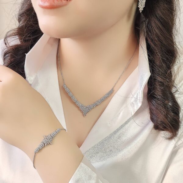 سرویس نقره مینو